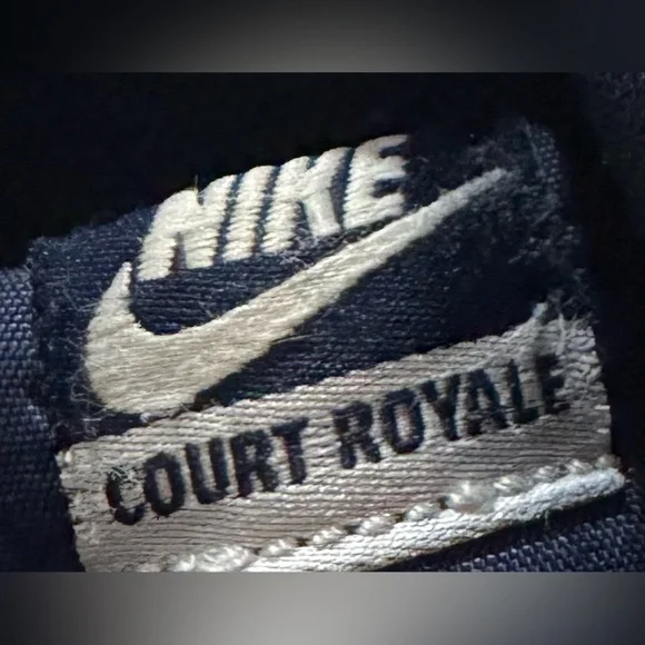 Nike Court Royale Navy White Velcro Preschooler 10.5C Running Shoes Sneakers - Picture 3 of 10